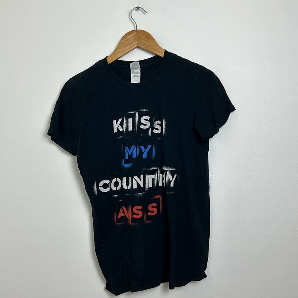 Blake Shelton Kiss my T shirt
